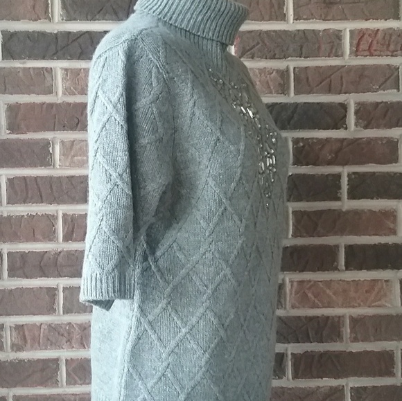 The Limited Cropped Wool Blend Turtleneck Sweater - Picture 3 of 8